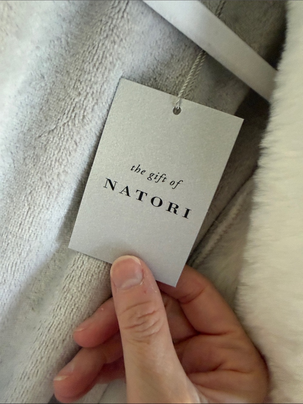 Natori robe - Picture 2 of 3